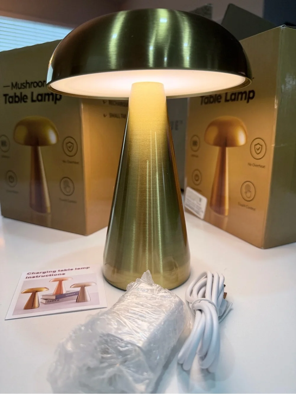 Mushroom Table Lamp, a cordless and rechargeable decorative lighting fixture